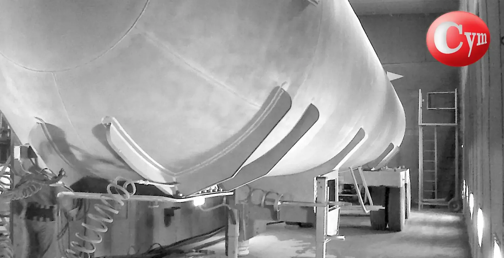 Cuarto jateamento Metalcym — caminhão tanque GLP interior requalificação — recipiente pressão Argentina