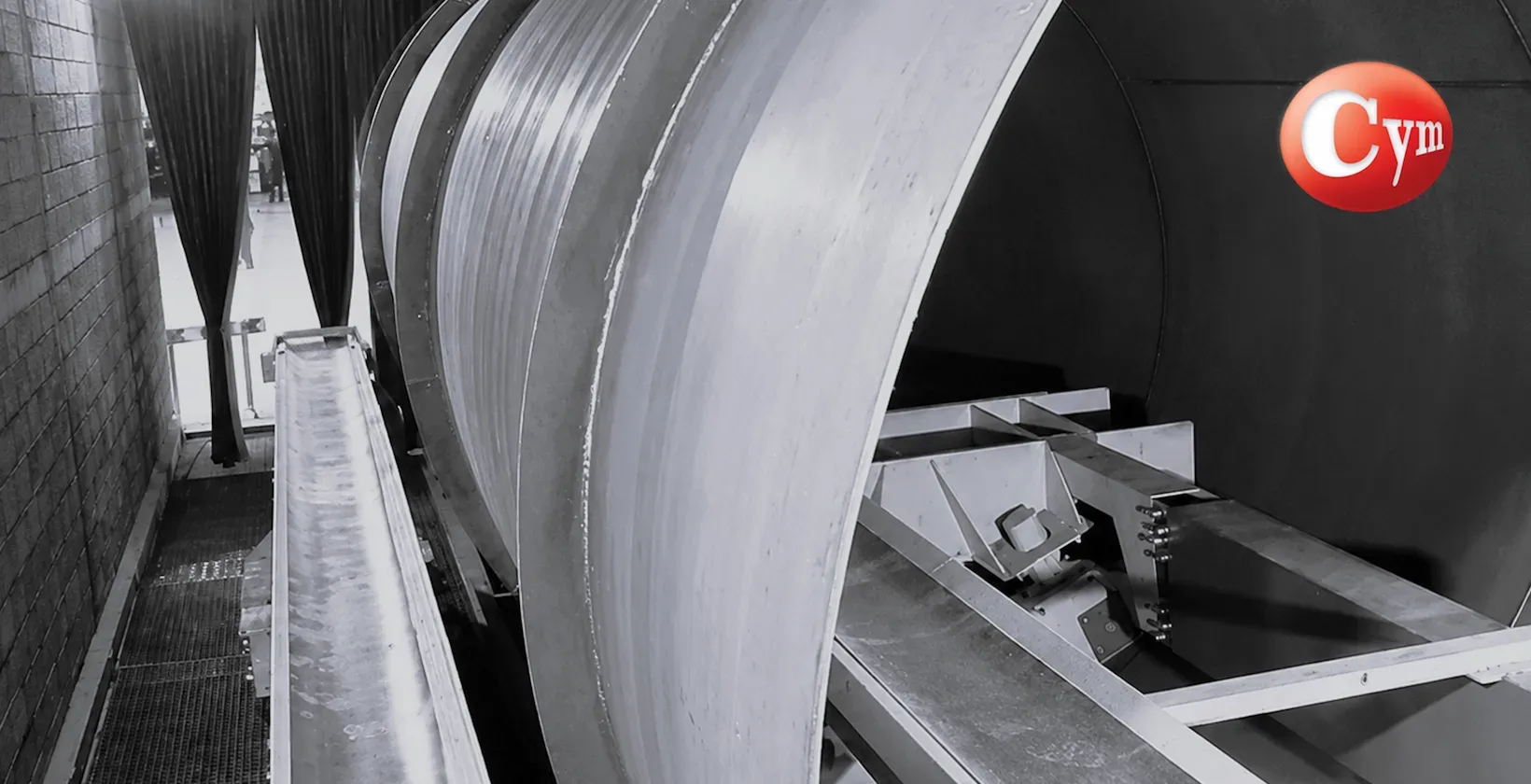 Metalcym tubo grande diâmetro entrada cabine jateamento interno turbina gasodutos aquedutos cobertura total interior