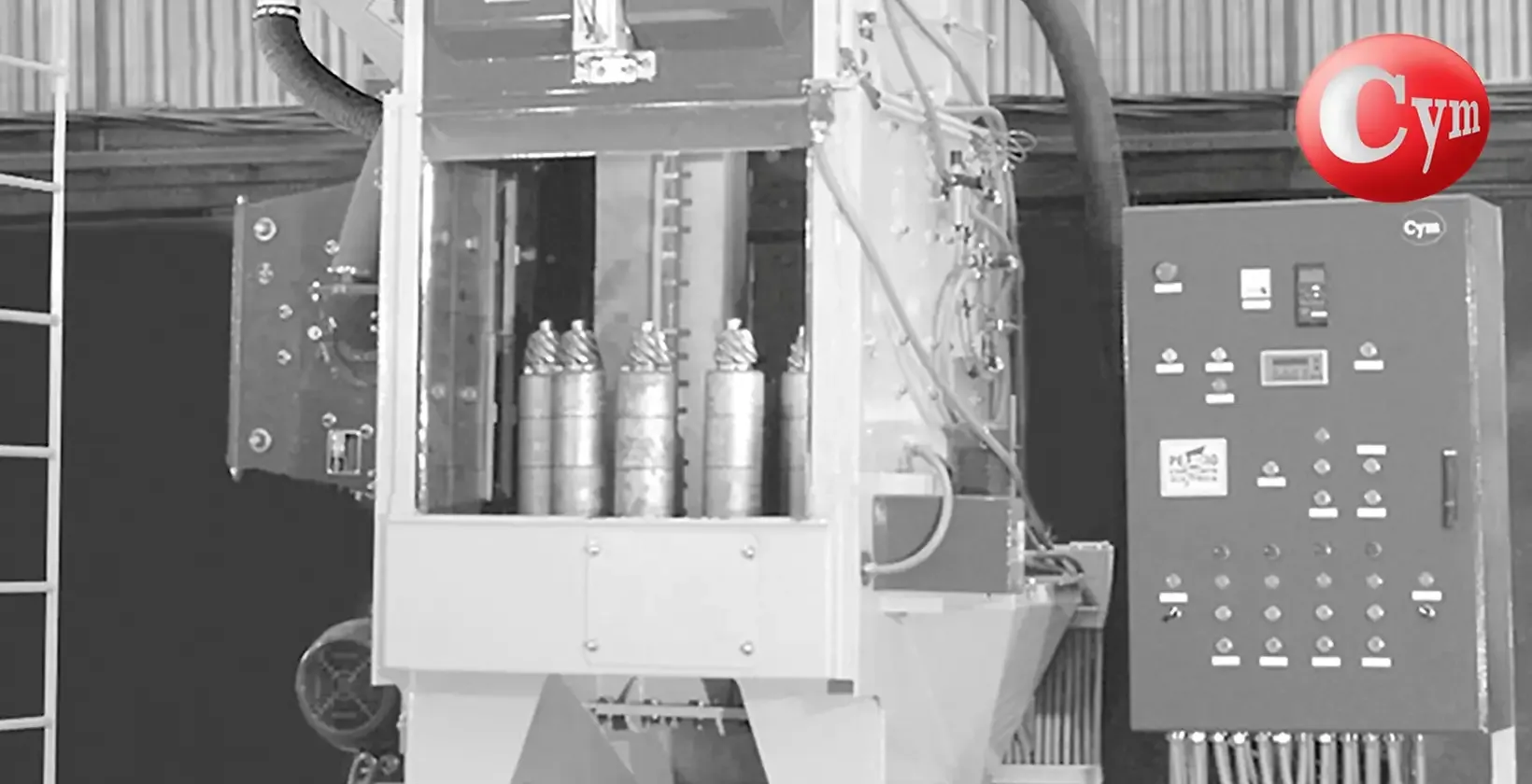 Máquina satélite CYM SAT 12-1TR turbina 30 HP com 12 satélites batch indexados para caixas de transmissão